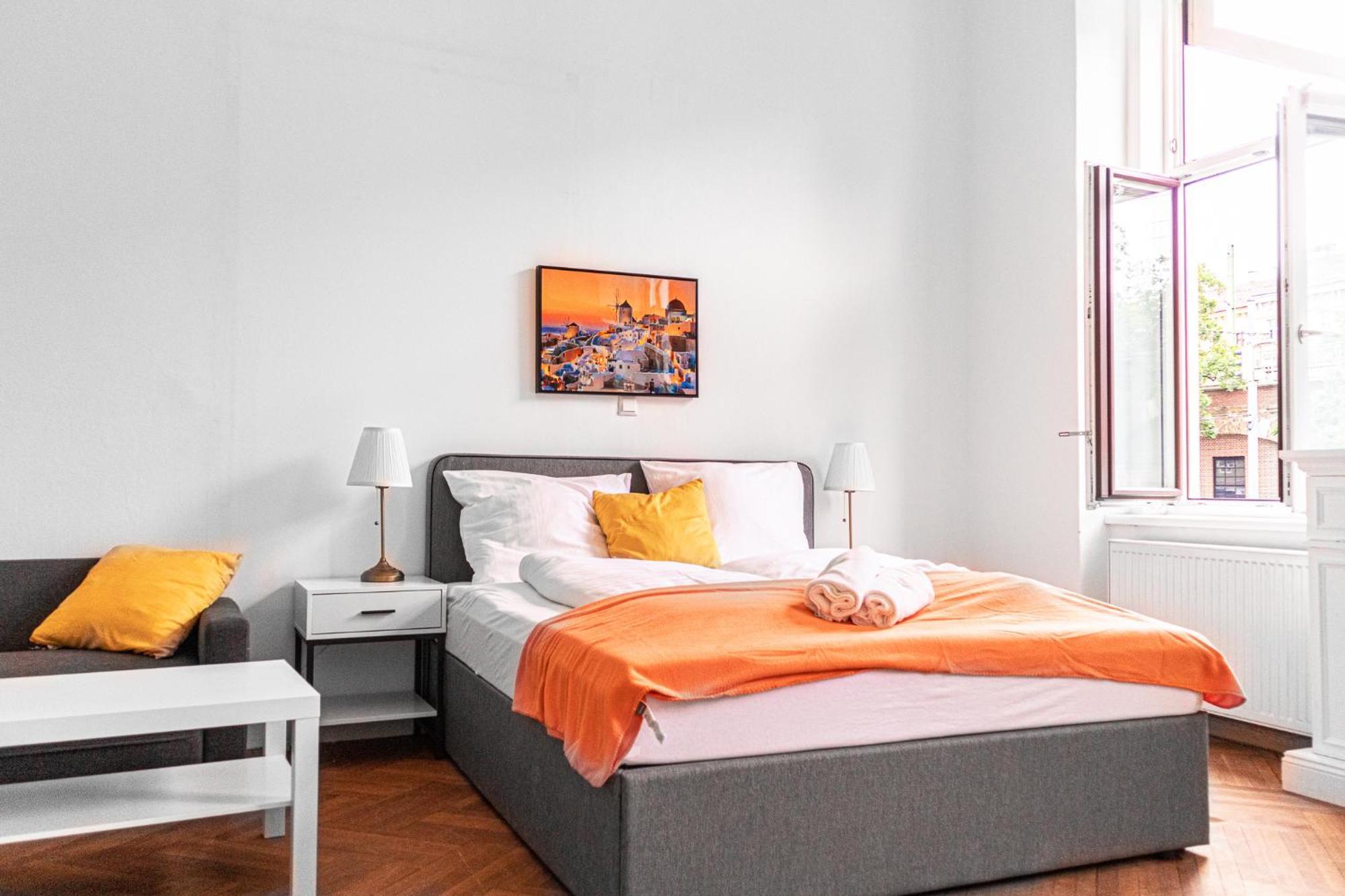 Cozy 2br With Tv & Netflix, Steps From Akh Appartamento Vienna