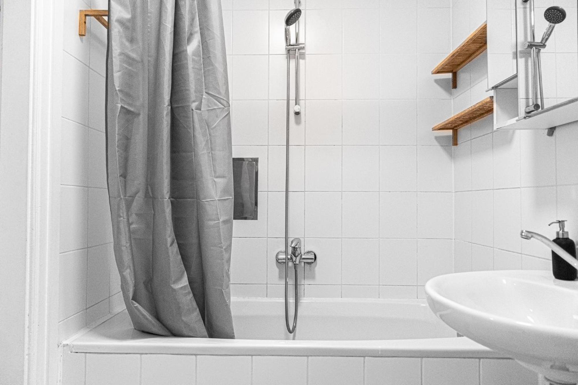 Appartamento Cozy 2br With Tv & Netflix, Steps From Akh Vienna
